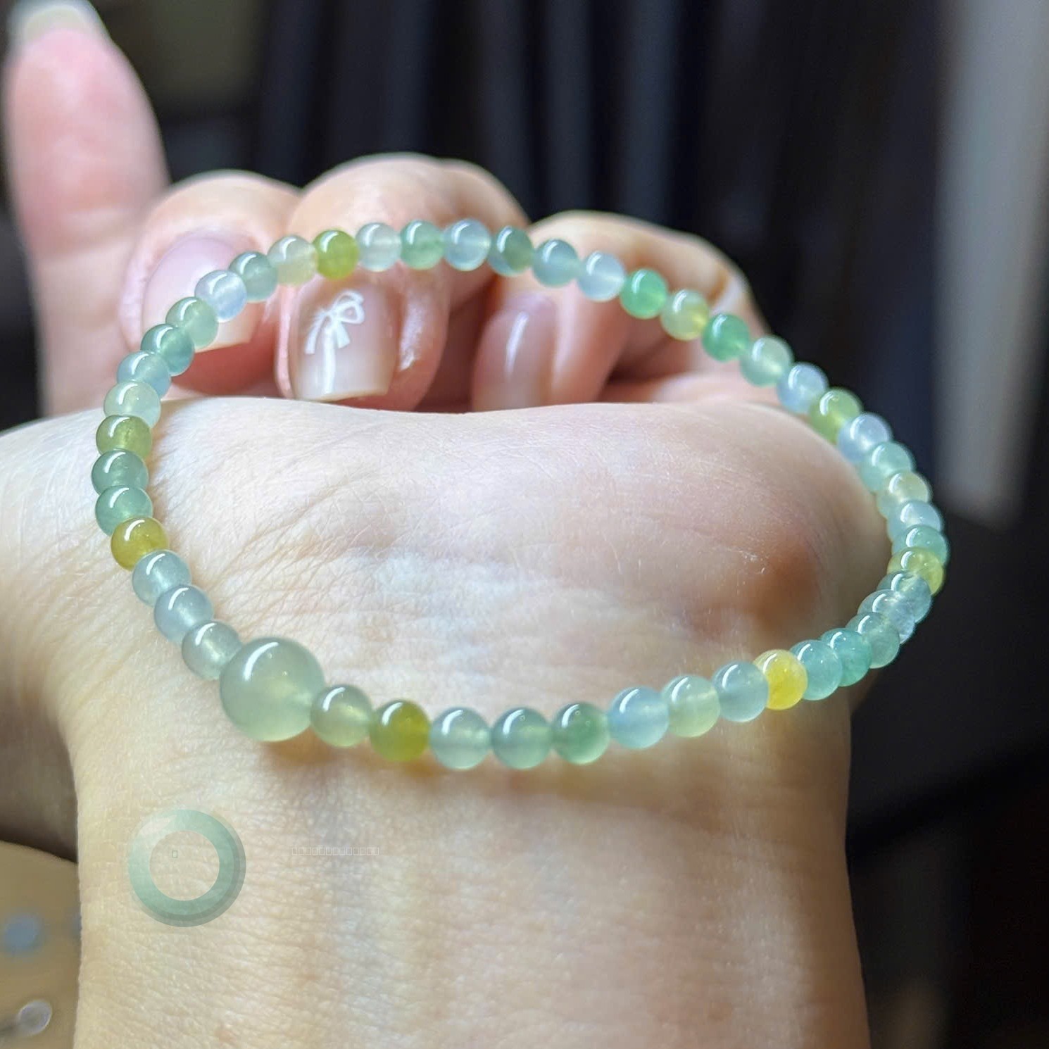 Candy Icy to High-Icy 4 mm with 6.8 mm Focal Bead