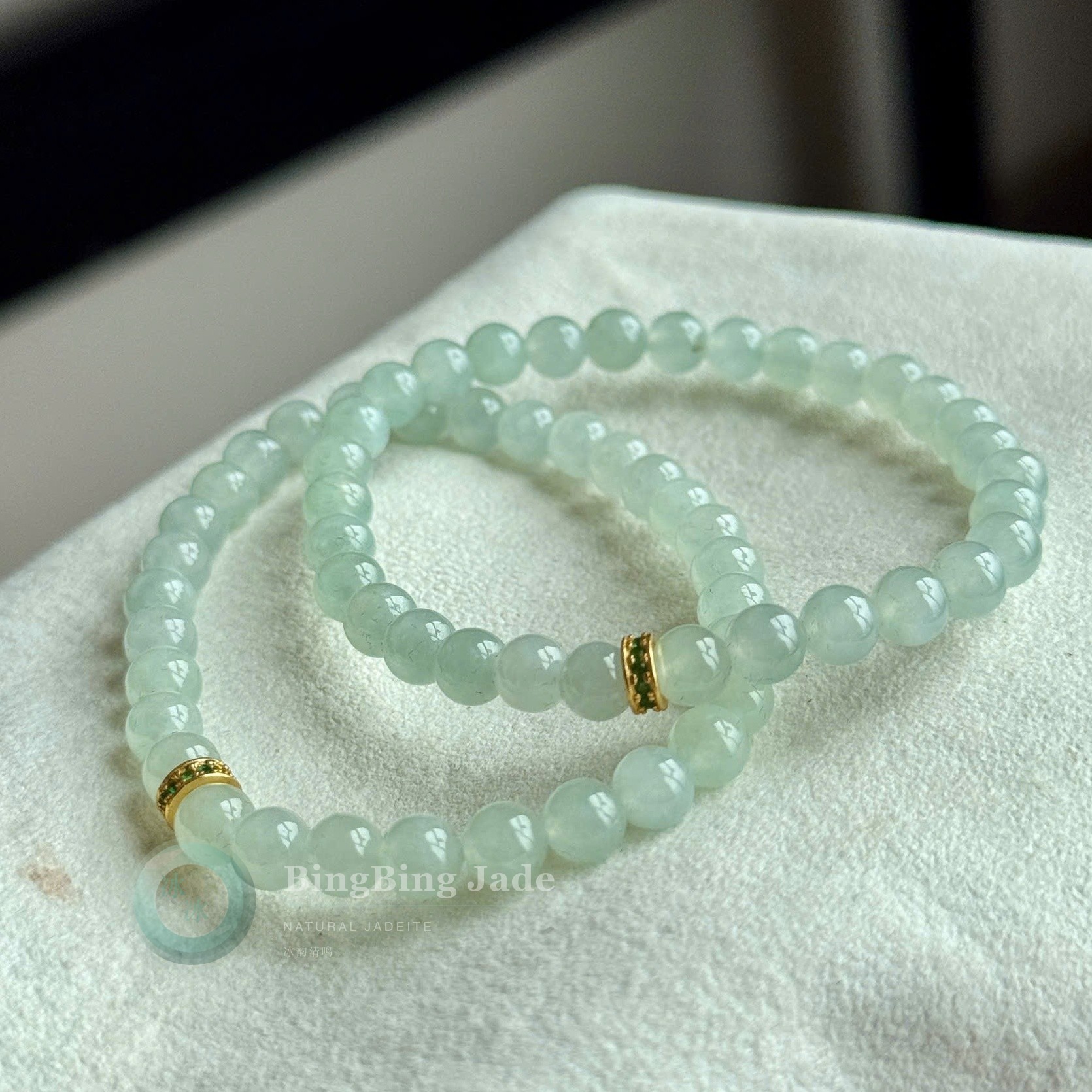 Apple Green Icy Bead Bracelet Set — Soft Glow with Gold-Plated Accents