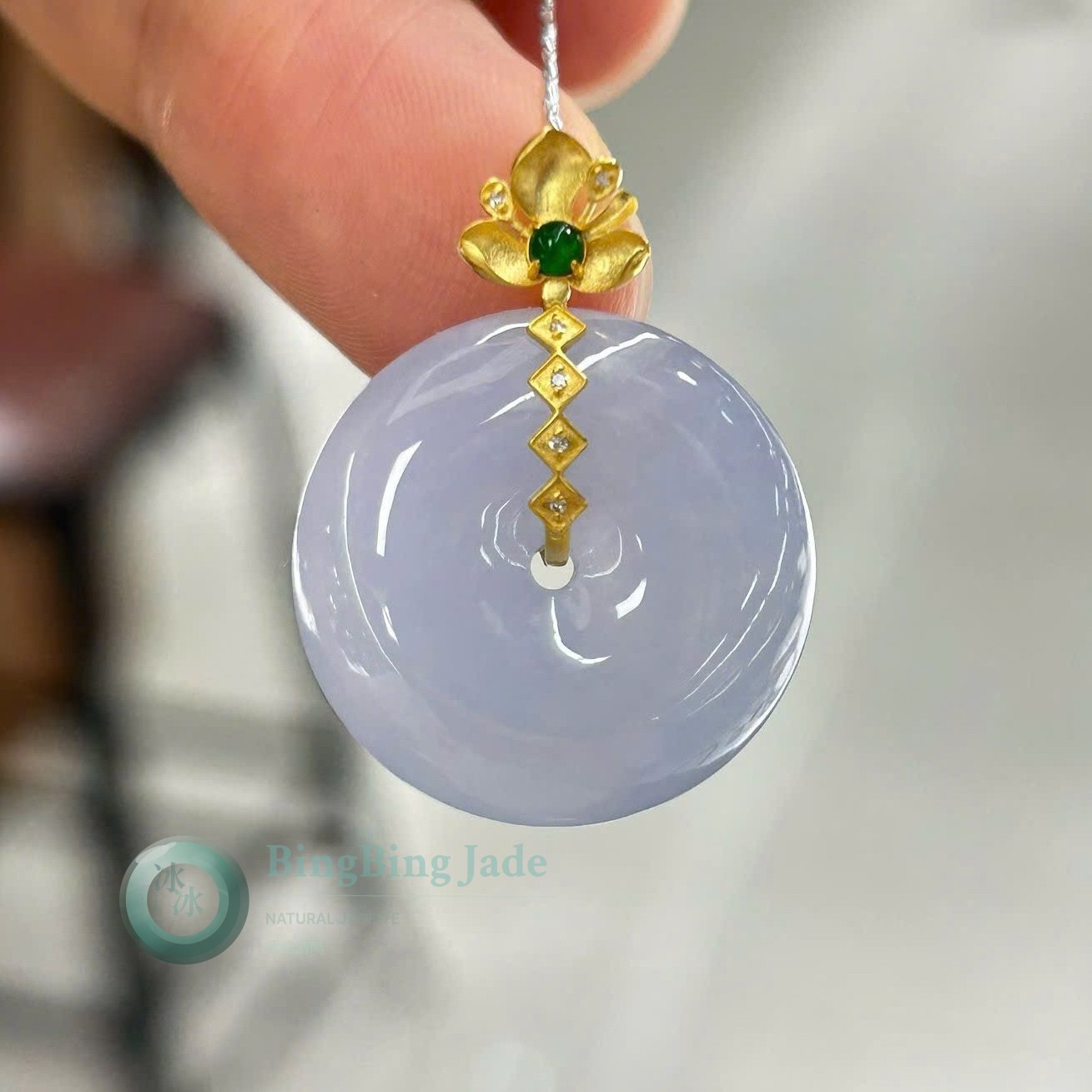 Lavender Ping An Kou Pendant with 18K Gold Lotus Bail