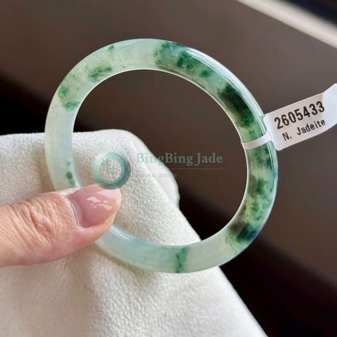 Floating Blossom Icy Jadeite Bangle 53.5mm — Emerald Clouds on Snow