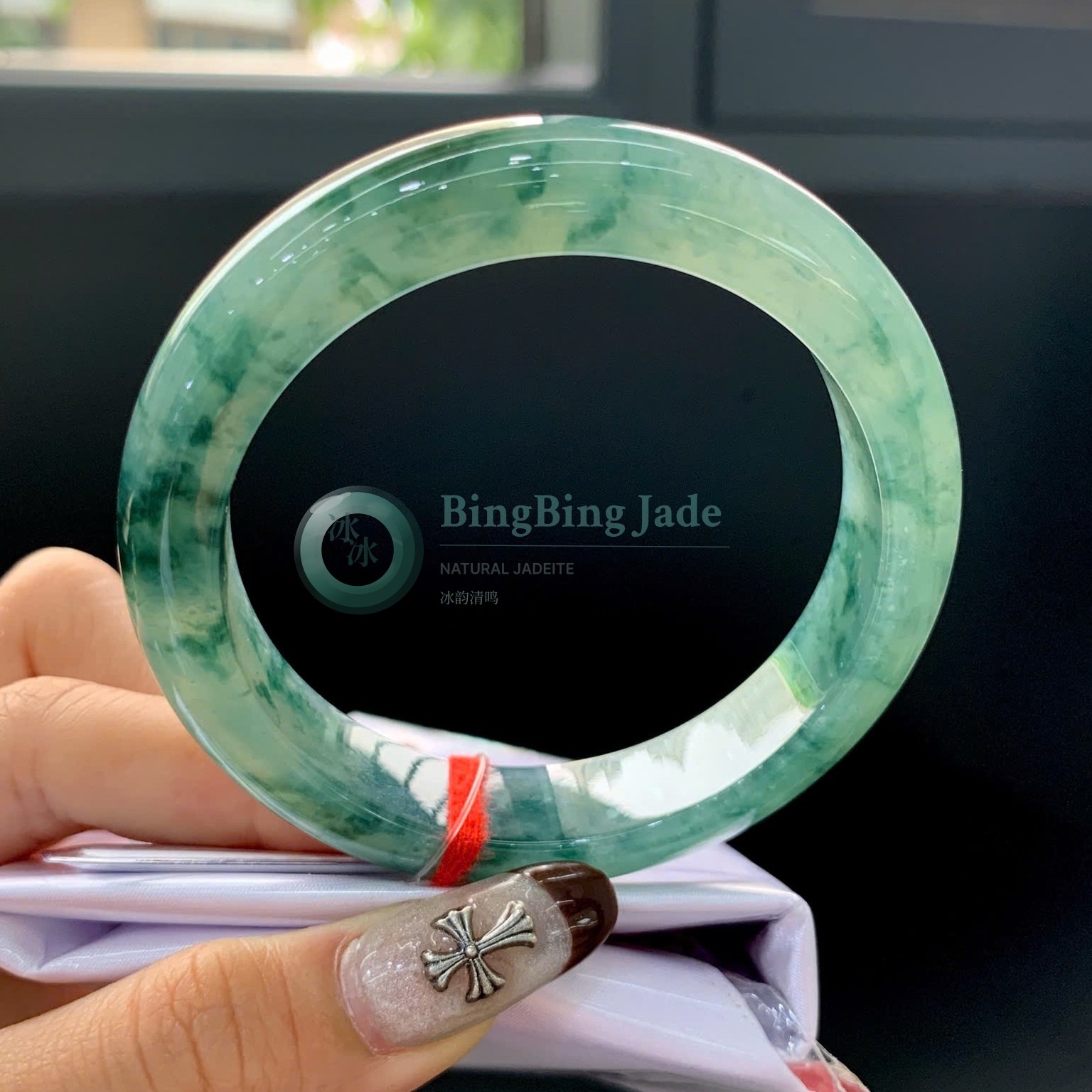 Floating Emerald Clouds on Icy Green — Round Bar Bangle 53mm