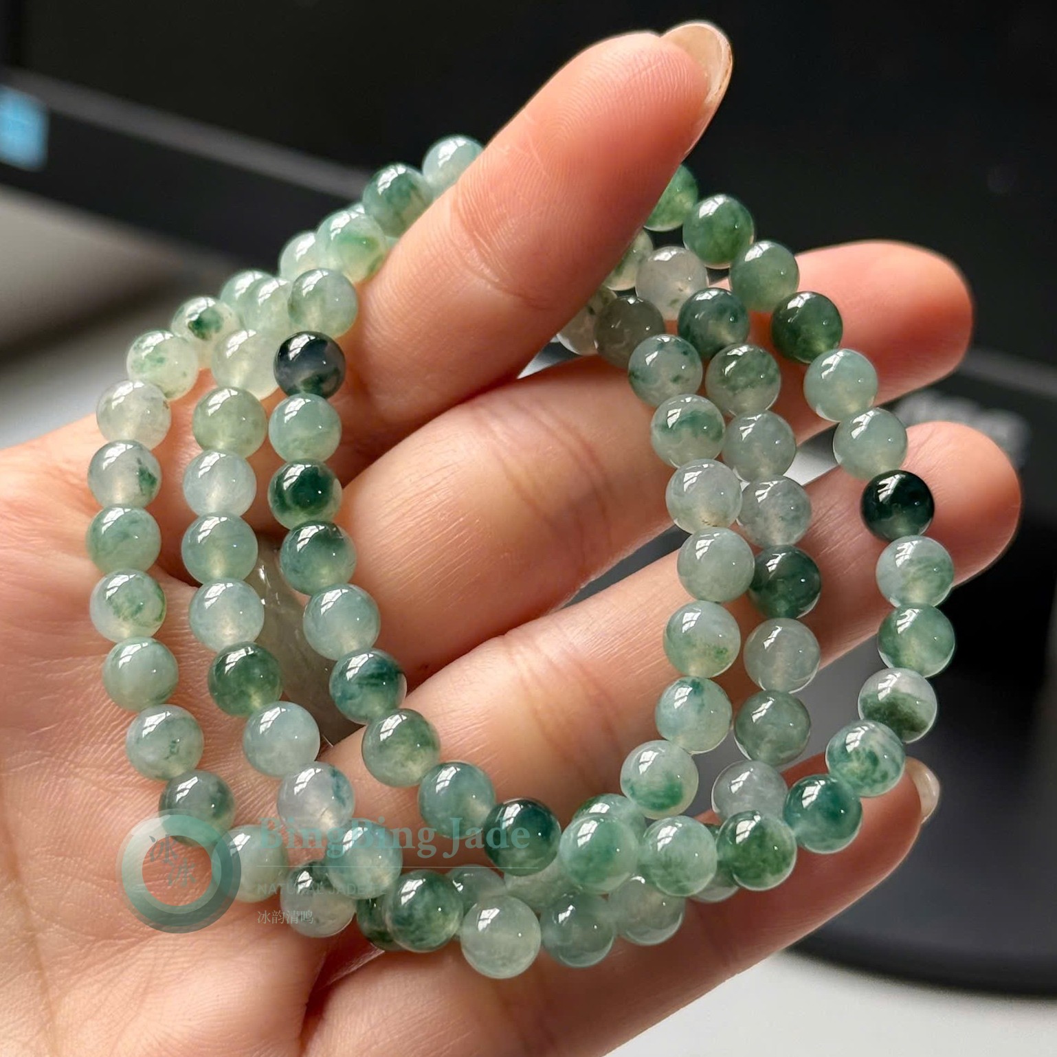 Icy Floating Blossom Jadeite Bead Bracelet 6mm — Moss Veils in Glacial Glass