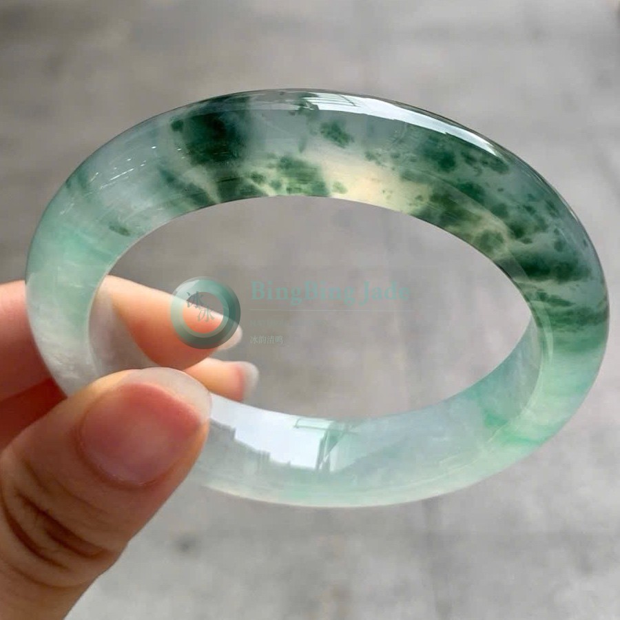 Icy Glass-Body Bangle with Floating Emerald Blooms 51mm