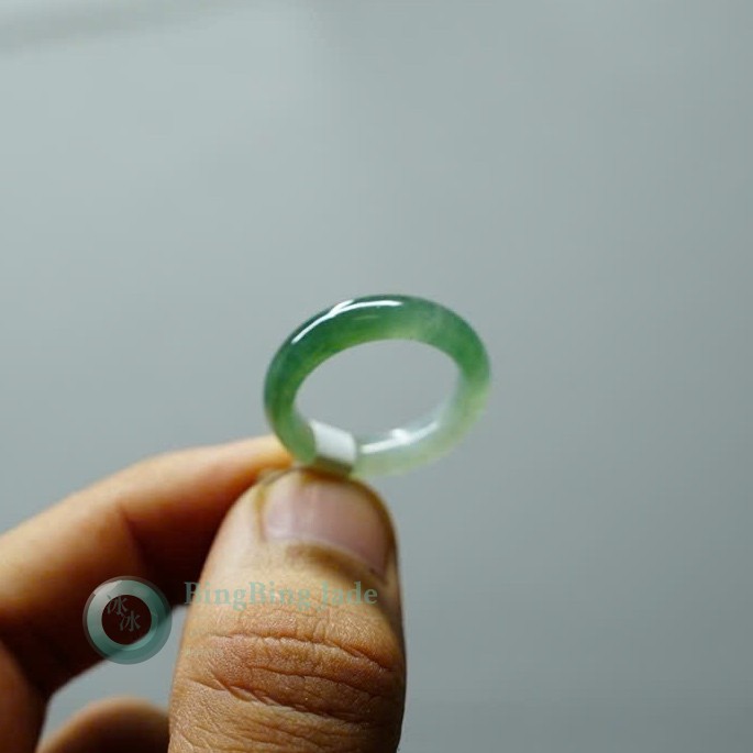 Spring Meadow Translucent Jadeite Band 18mm