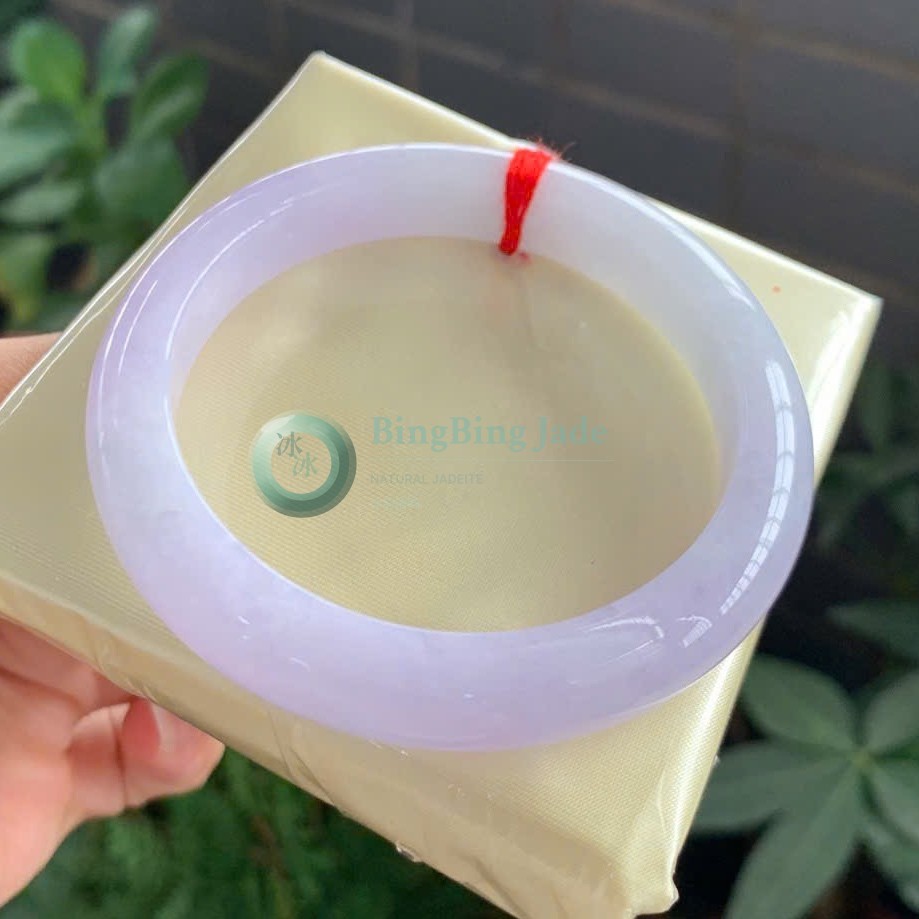 Lavender Mist Jadeite Bangle 54mm