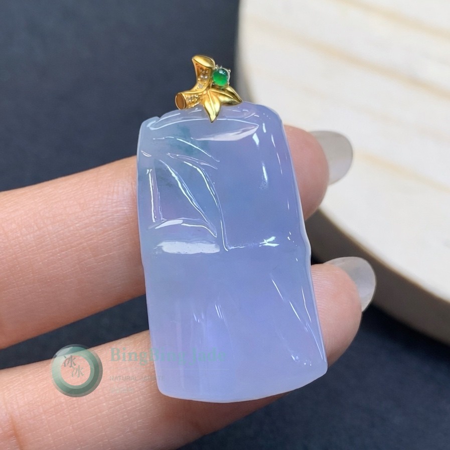 Lavender Mist Carved Bamboo Pendant with 18K Gold Bail
