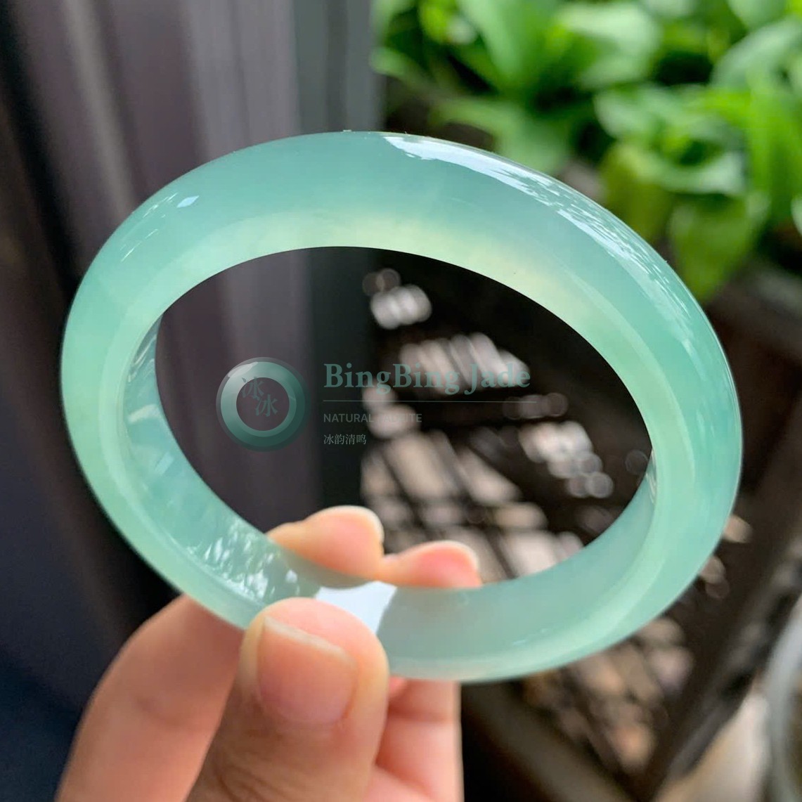 Icy Seafoam Glow — Full Round Jadeite Bangle 51mm