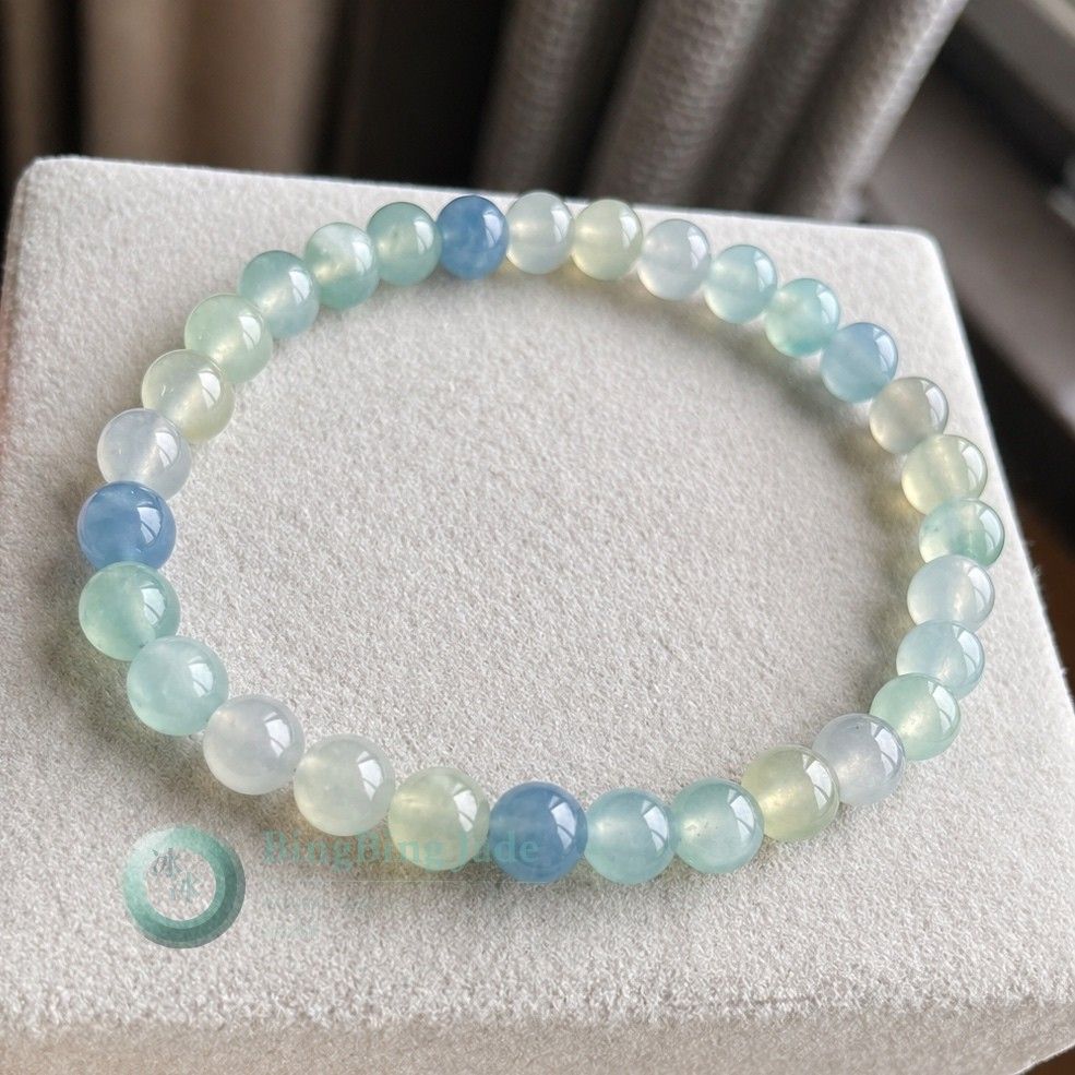 Pastel Seafoam & Cornflower Jelly Bead Bracelet