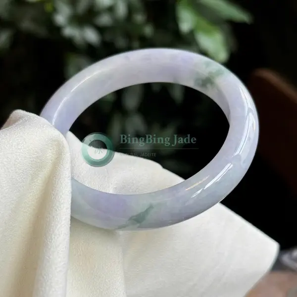 Lavender Bloom with Floating Green — Narrow Bangle 63mm