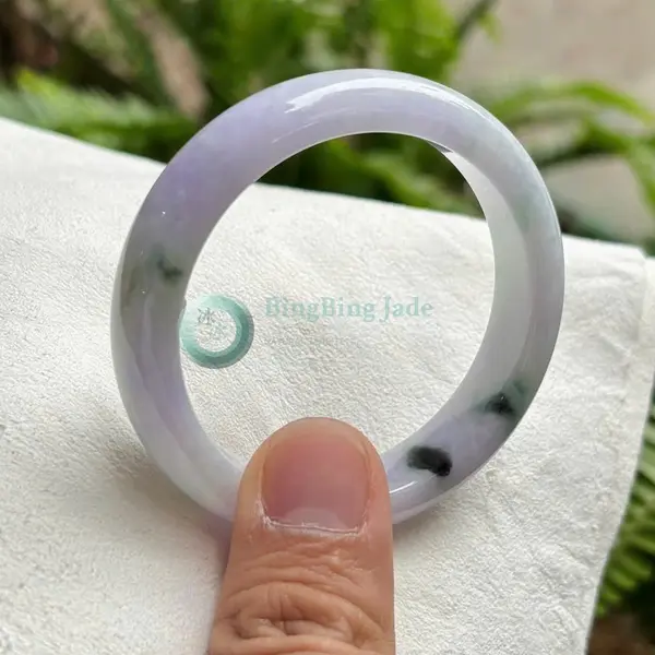 Lavender Haze with Emerald Whispers — Narrow Bangle 53.8mm
