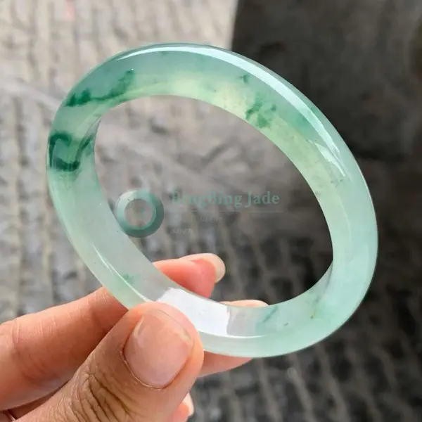 Icy Floating Emerald Bloom Bangle Fit Size 49-50mm