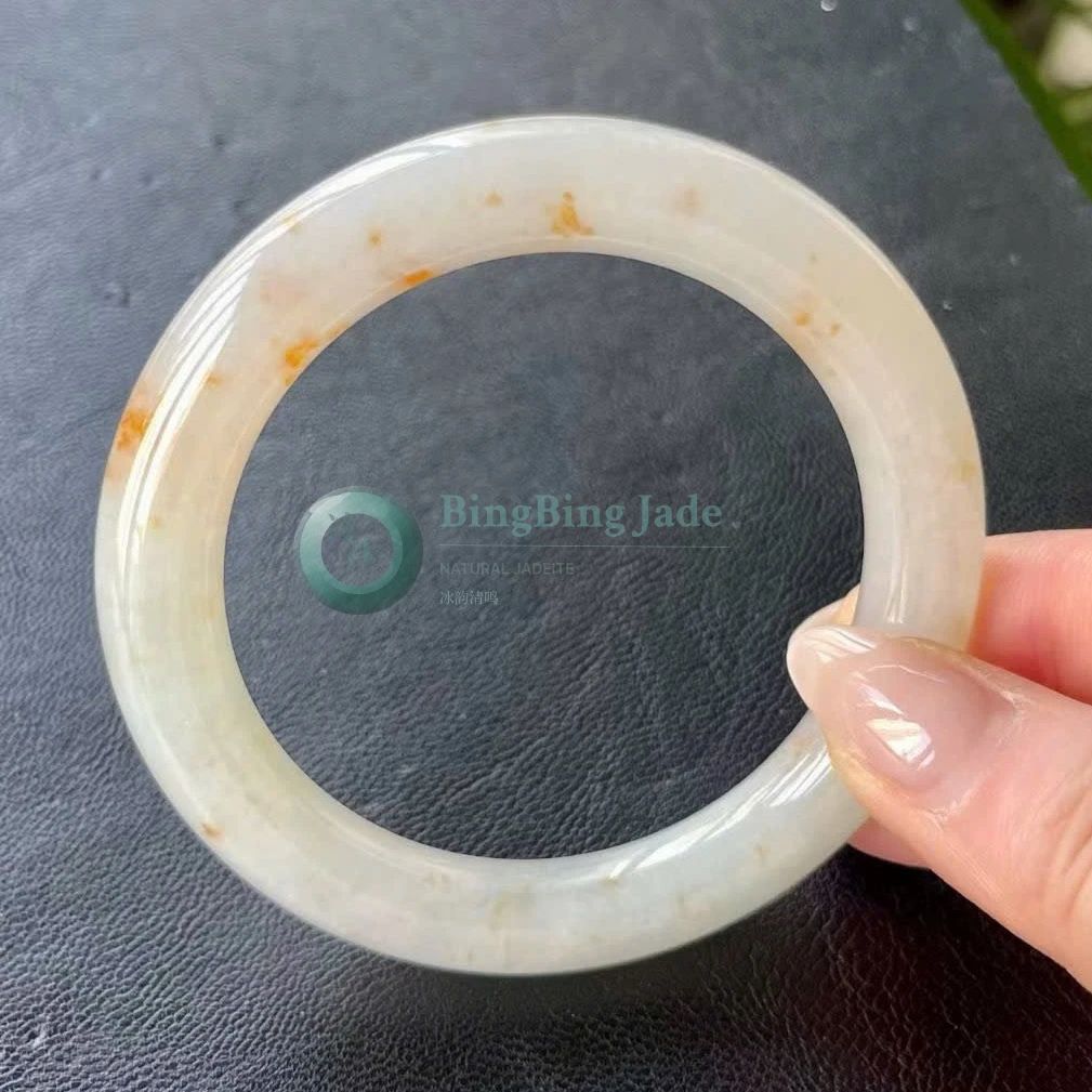 Pale Jelly Glow with Honey Flecks Bangle 53mm