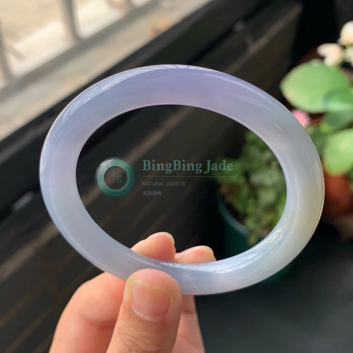 Lavender Jelly Glow Round Bangle 54mm