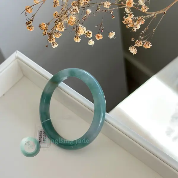Teal-to-Seafoam Floating Color Jadeite Bangle 56mm