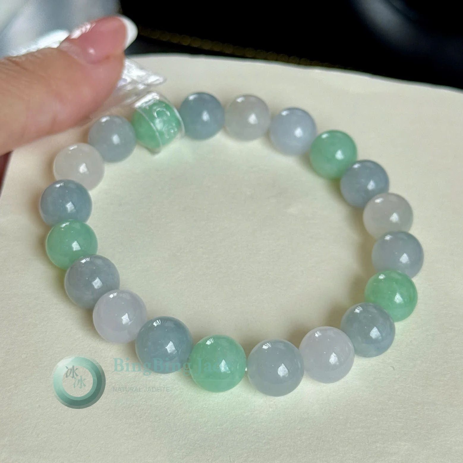 Spring Mist Multicolor Jadeite Bead Bracelet — Lavender, Celadon & Soft Green 9.7mm