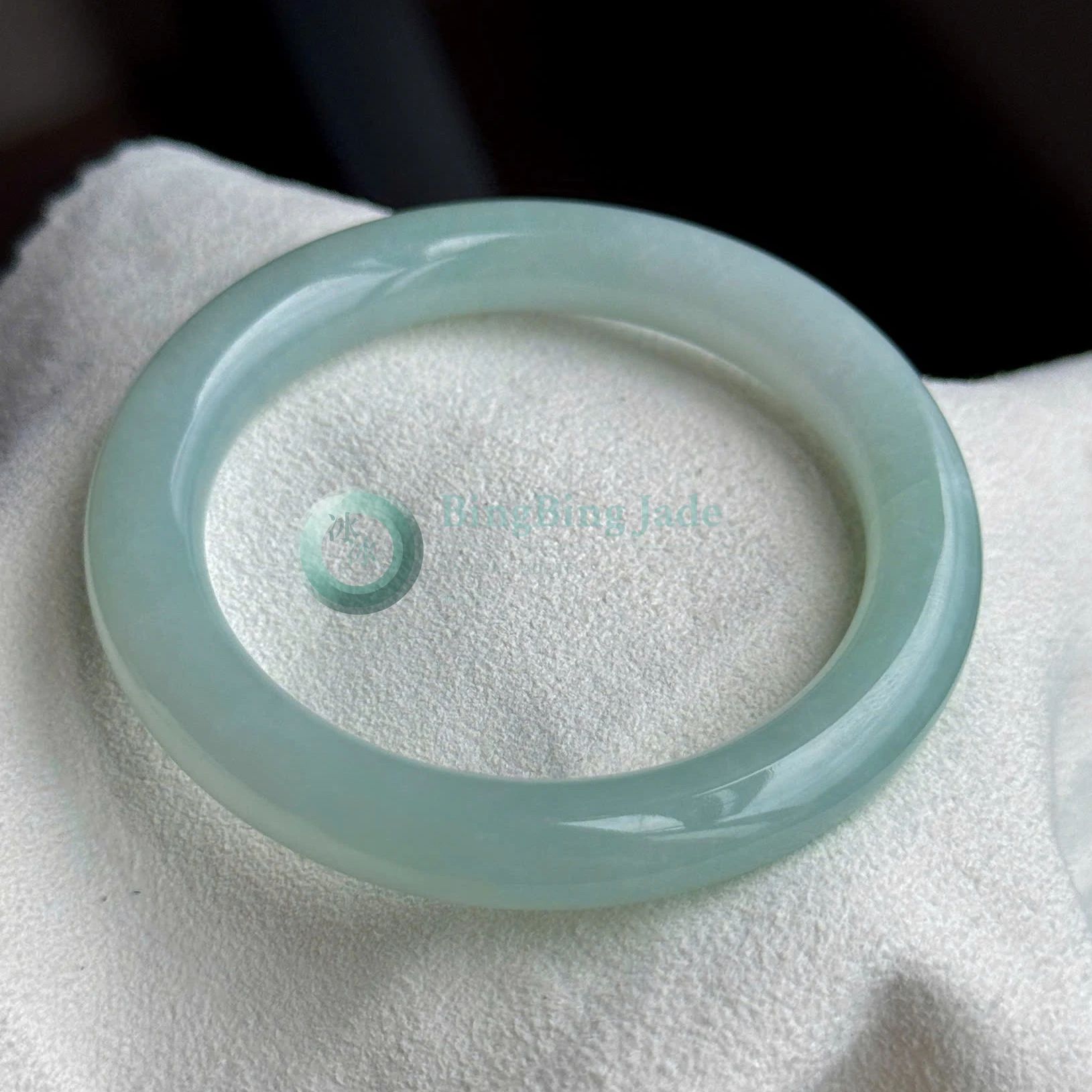 Grape-Tinted Jelly Bangle 52.6mm — Aged Lustre