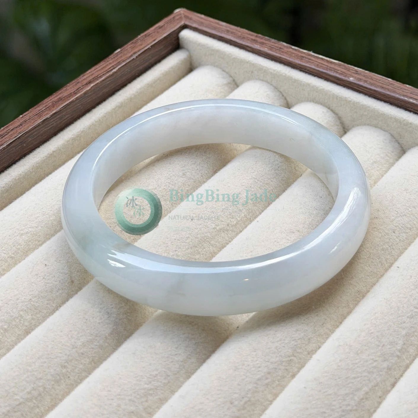Sky-Tinted Jelly Bangle 53mm — Drifting Cloud Blue