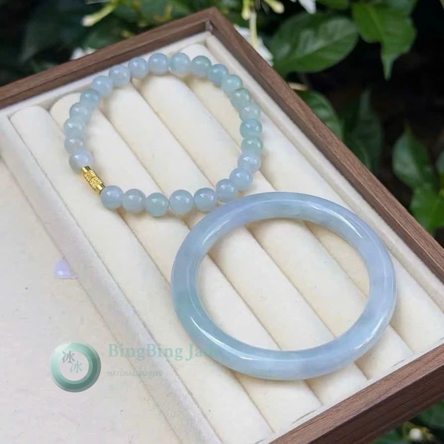 Jelly Lavender-Blue Jadeite Bangle & Bead Set 55mm