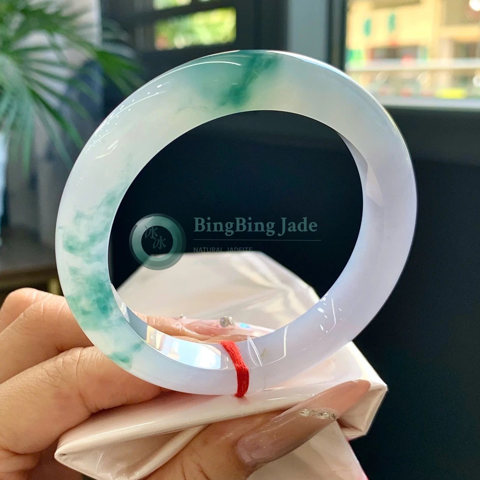 Lavender Mist with Floating Emerald Patches — Jadeite Bangle 57mm