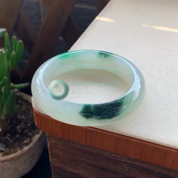 Pale Celadon Bangle with Deep Emerald Drift 53mm