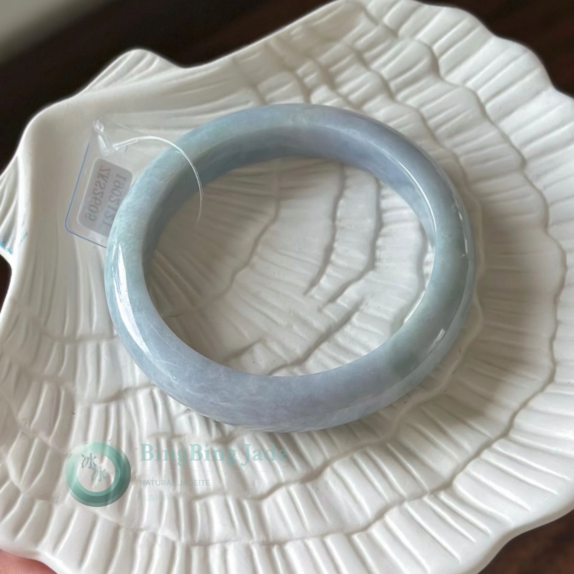 Misty Lavender-Grey Jadeite Bangle 58.5mm — Shifting Tones of Dusk