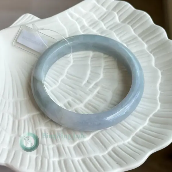 Misty Lavender-Grey Jadeite Bangle 57.8mm — Quiet Glow, Old Texture