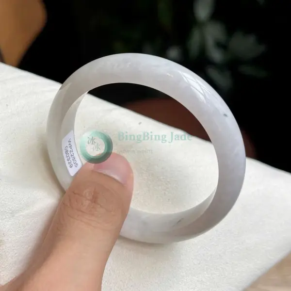 White Jade with Faint Lavender Blush Bangle 58mm