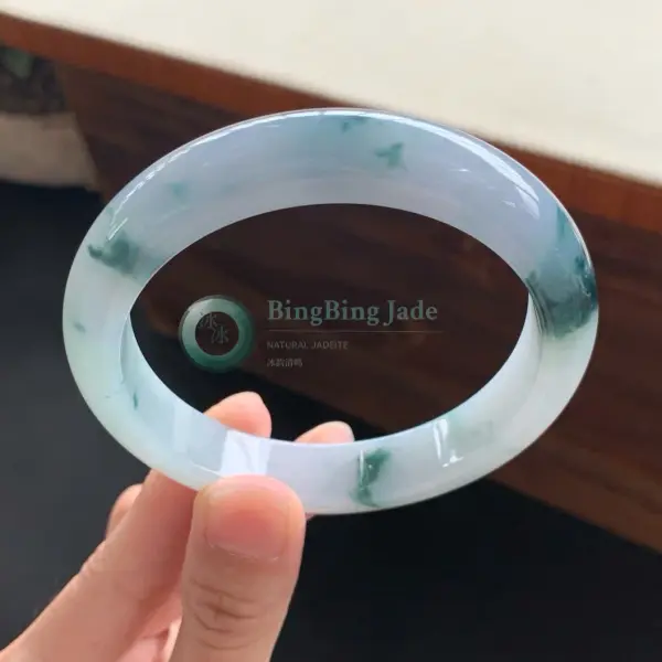 Lavender with Floating Emerald Patches Bangle 61mm