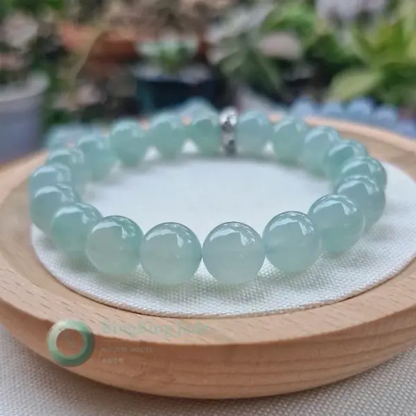 Icy Aqua Glacier Beaded Bracelet — 10mm