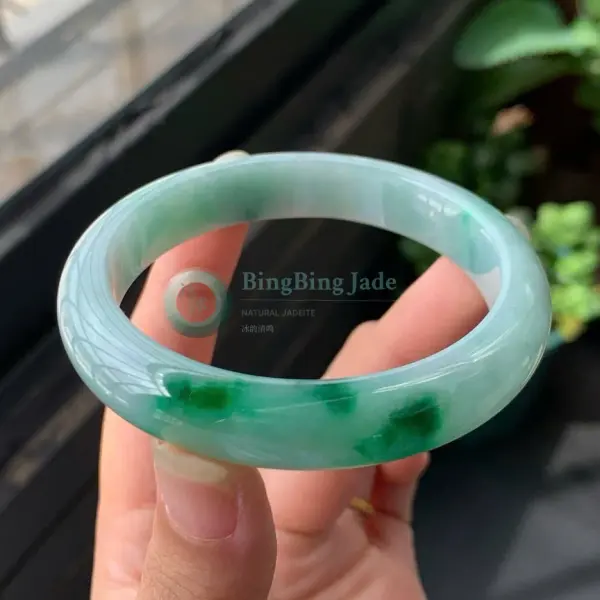 Celadon with Vivid Emerald Blooms — Flat Bangle 55.5mm