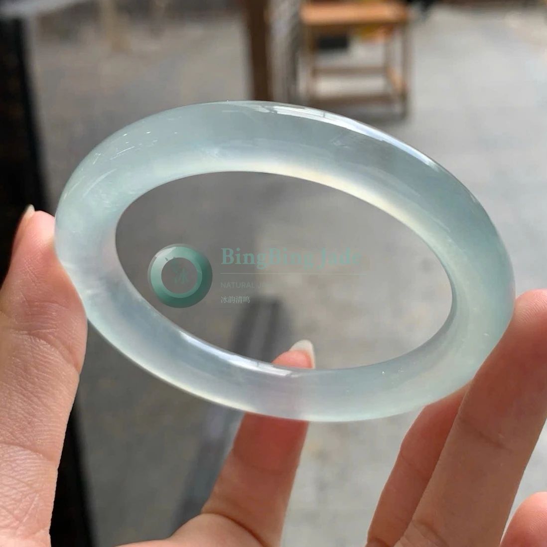 High Icy Jelly Glow — Near-Transparent Bangle 54mm