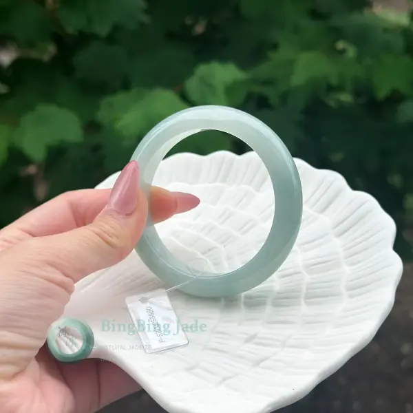 Jelly Aqua-Green Floating Clarity Bangle 53mm