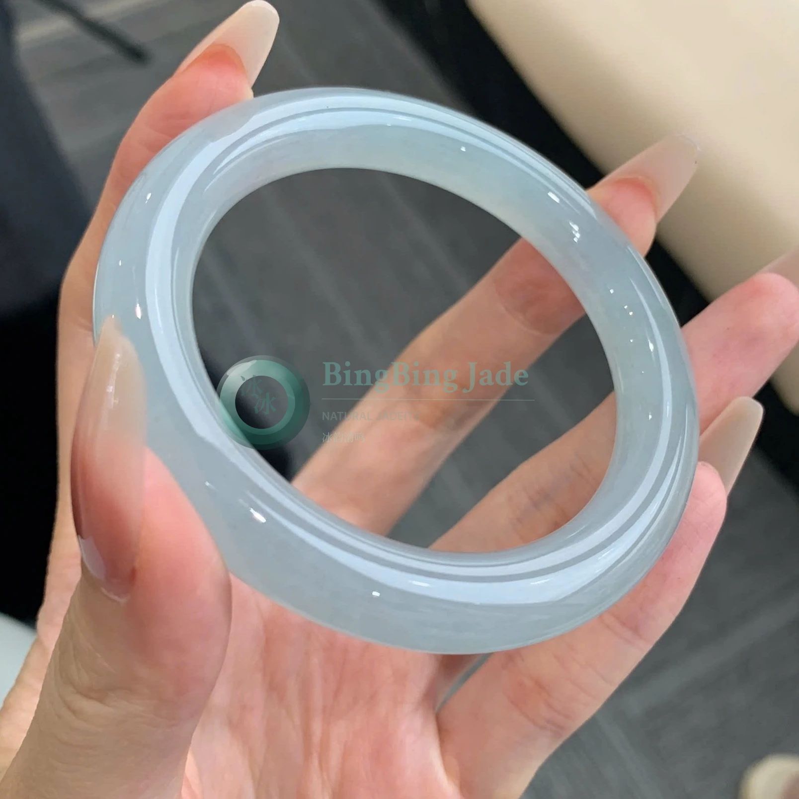 Soft Icy Lavender-Grey Jelly Bangle 54.8mm