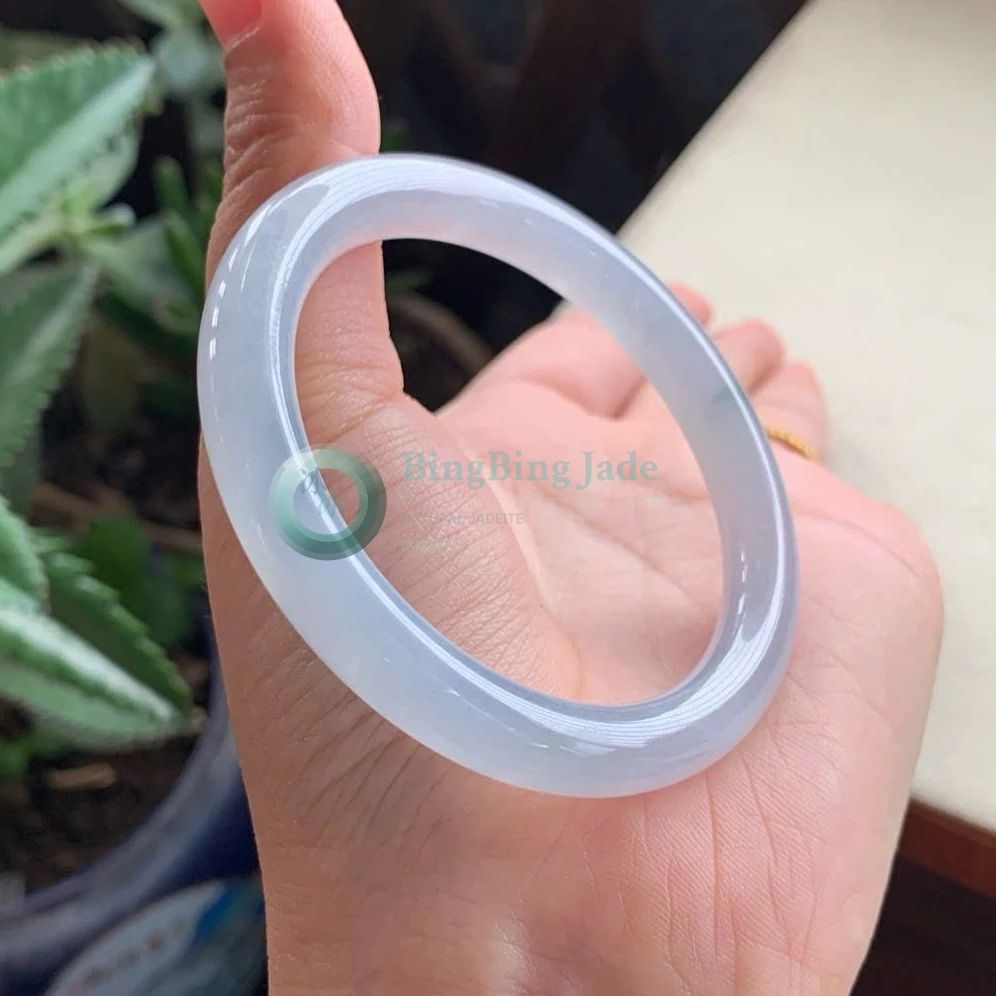 Moonlight Glow Round Bangle 49.9mm