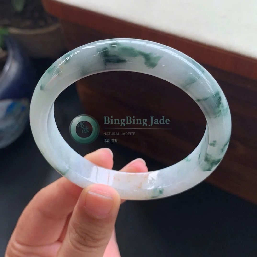 Misty Glacier with Emerald Blooms Bangle 55.8mm
