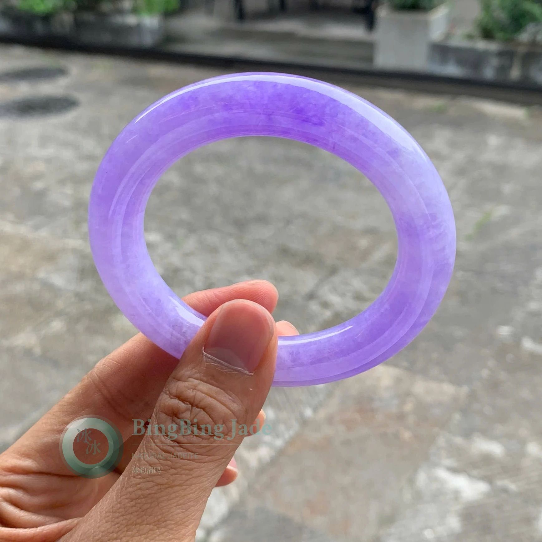Full Violet Glow Round Bangle 57.7mm