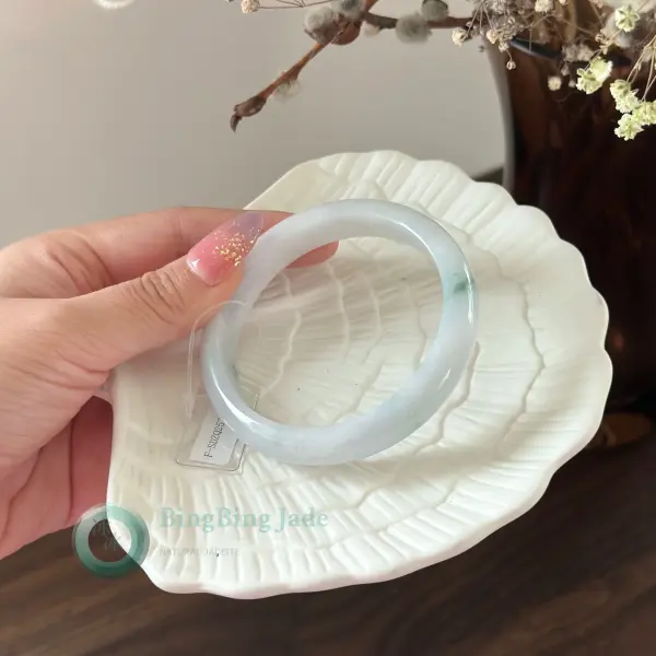 Pale Lavender-Gray Mist with Seafoam Whispers Bangle 60mm