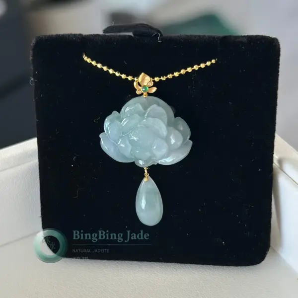 Lotus Bloom with Teardrop Pendant in 18K Gold