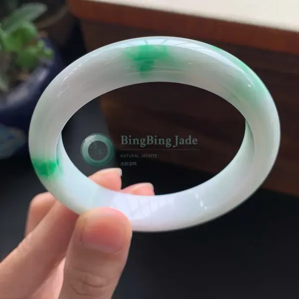 White with Floating Emerald Blossoms Bangle 56mm