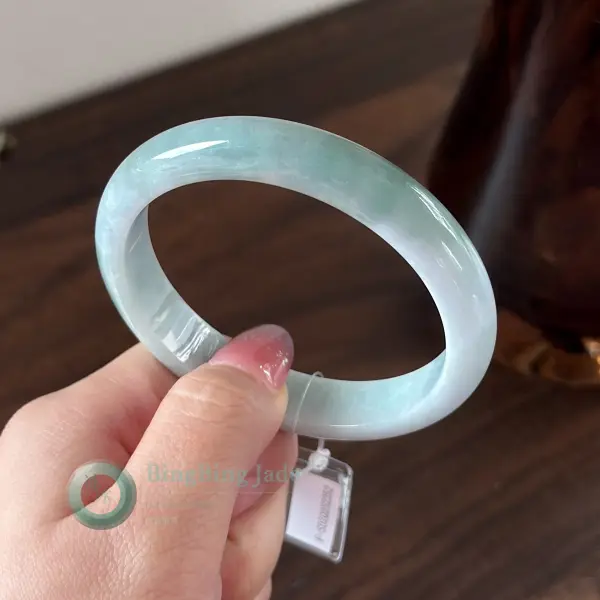 Seafoam with Emerald Kiss Bangle 57.8mm