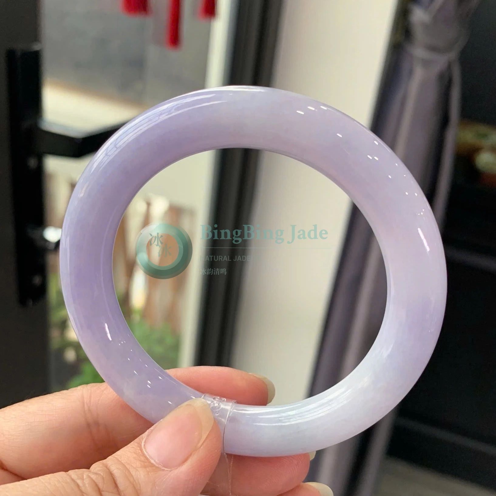 Lavender Mist Round Bangle 55.8mm — Full Bloom Lilac Jadeite
