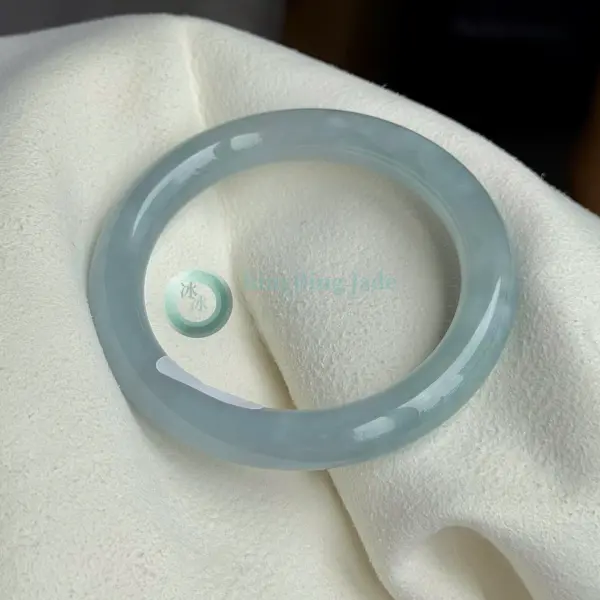 Monet Lavender-Blue Bangle 55.8mm — Quiet Purple Glow in Still Water