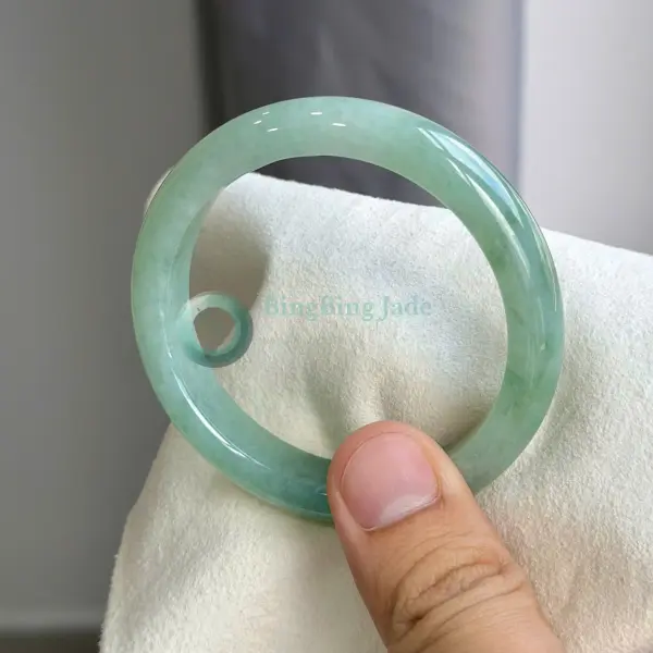 Fresh Oil-Green Translucency — Narrow Jadeite Bangle 57mm