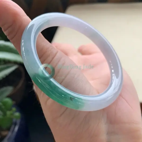 Icy Lavender with Emerald Drift Bangle 51.7mm