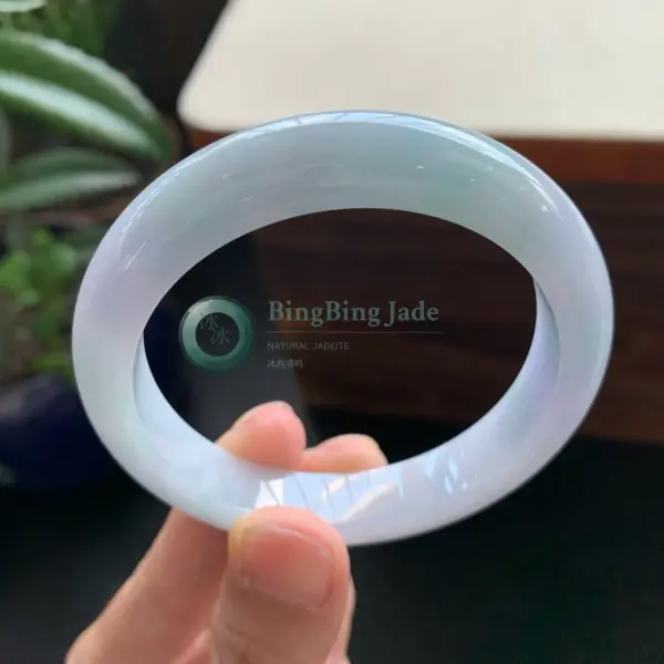 Pale Lilac Jelly Bangle 54.5mm — Quiet Lavender Glow