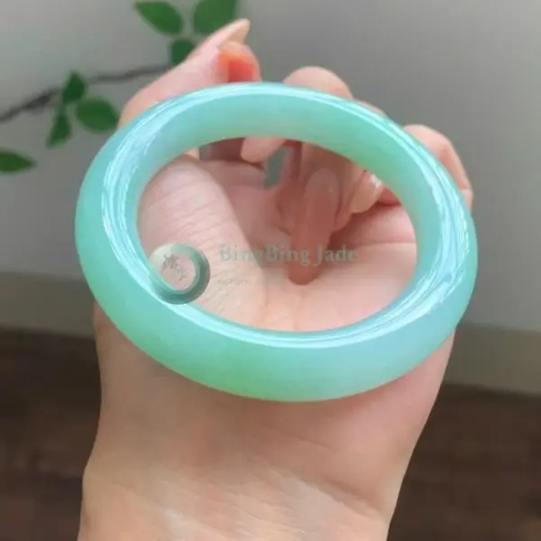 Minty Jelly Glow Round-Bar Bangle 53.6mm