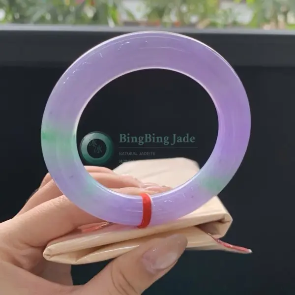 Lavender Jelly with Spring Green Kiss — Round Bangle 54.5mm