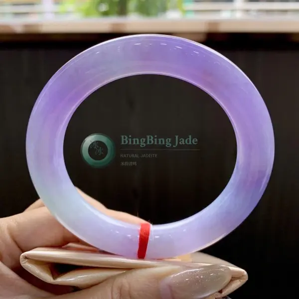 Lilac Jelly Round Bangle 57.5mm — Soft Violet Glow
