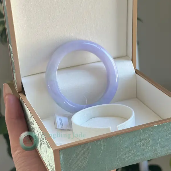 Lavender Jelly Glow — Round-Cut Bangle 52mm