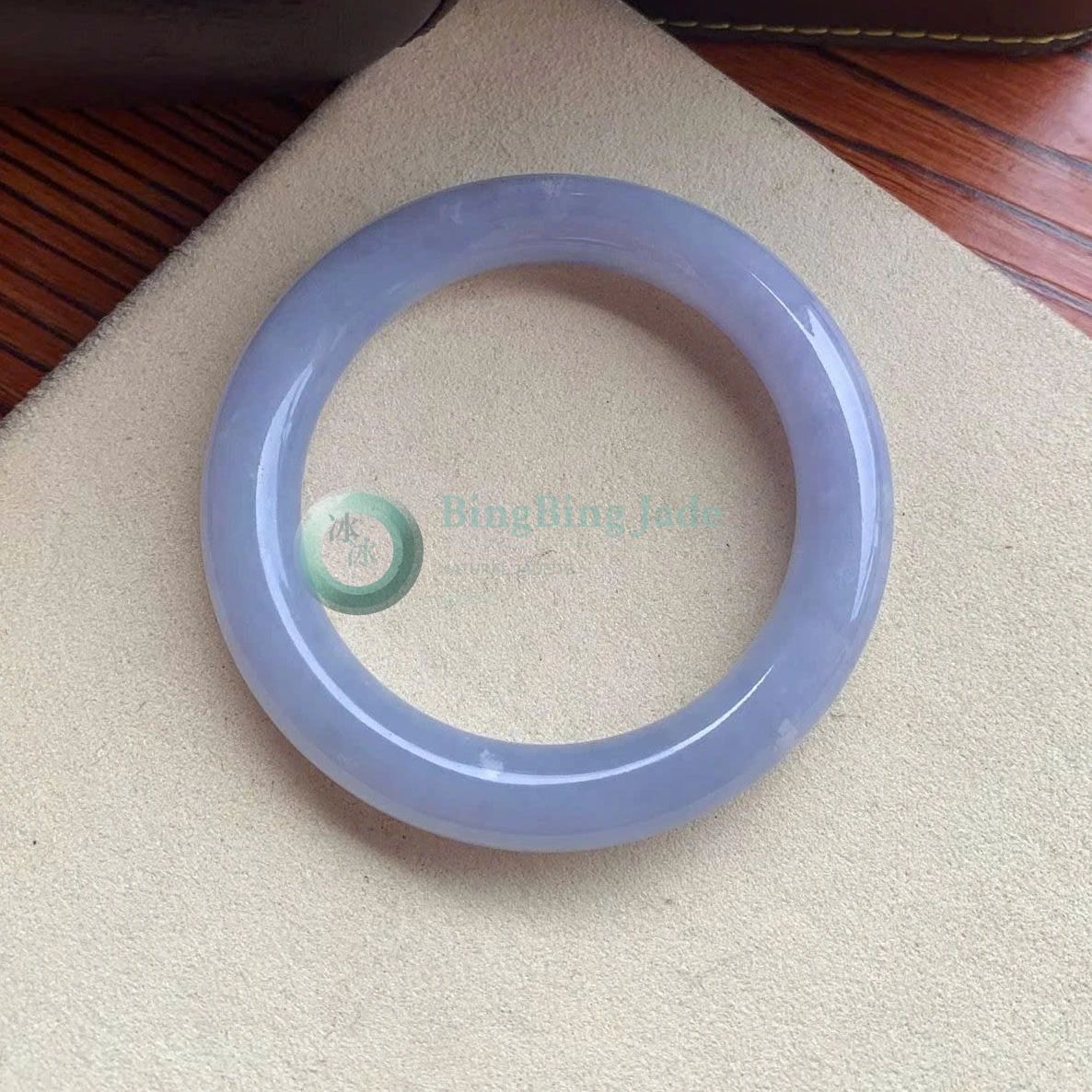 Lavender Round Bar Bangle 52mm — Violet-Blue Luminescence